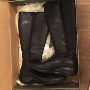 Merrell High leg leather boots